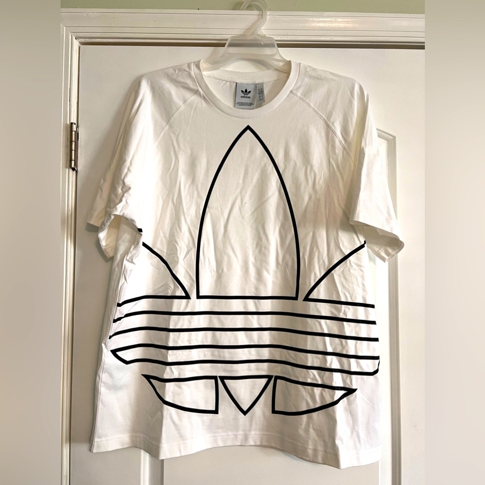 XL Adidas T-shirt